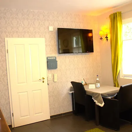 Gaestehaus Ehringhausen 63 Remscheid Room photo