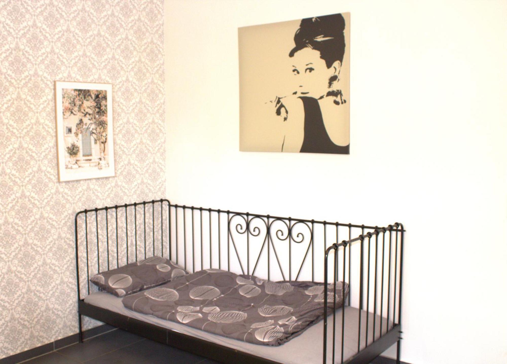 Gaestehaus Ehringhausen 63 Apartment Remscheid